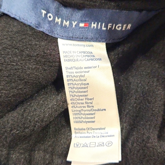 NWT Tommy Hilfiger Metallic Knit Faux Fur Pom-Pom Beanie Hat One Size MSRP $48 - Picture 5 of 7